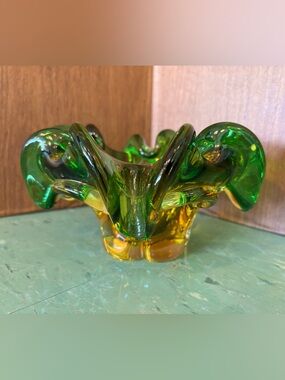 Vintage art glass bowl green yellow chalet Lorraine hand blown